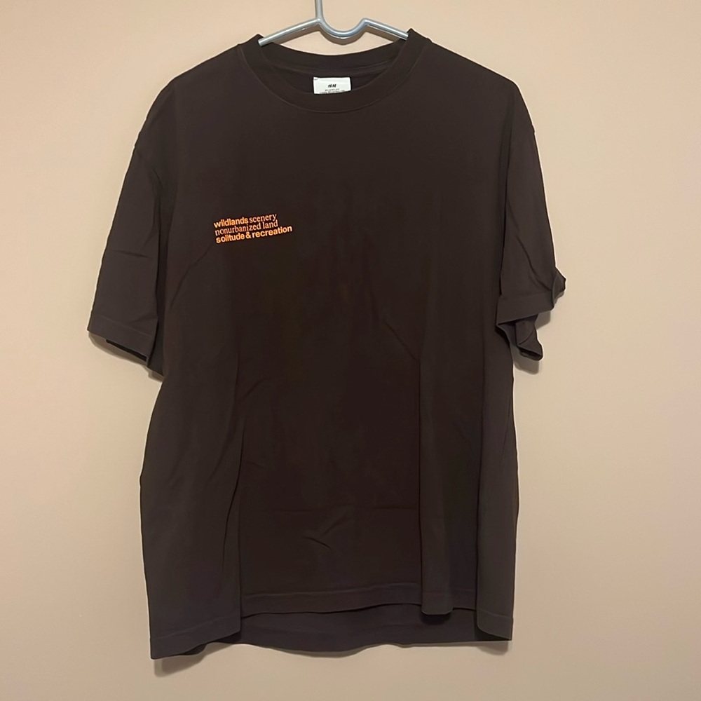 Men’s relaxed fit tshirt Medium like new!